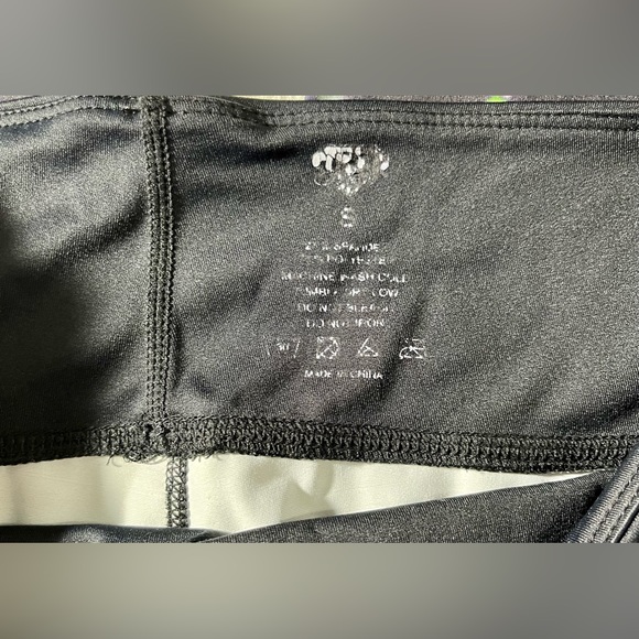 SuperFresh Wonder Woman leggings Small - Picture 4 of 4